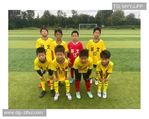 小孩子踢足球能算球星吗揭秘成长路上如何塑造真正的足球明星